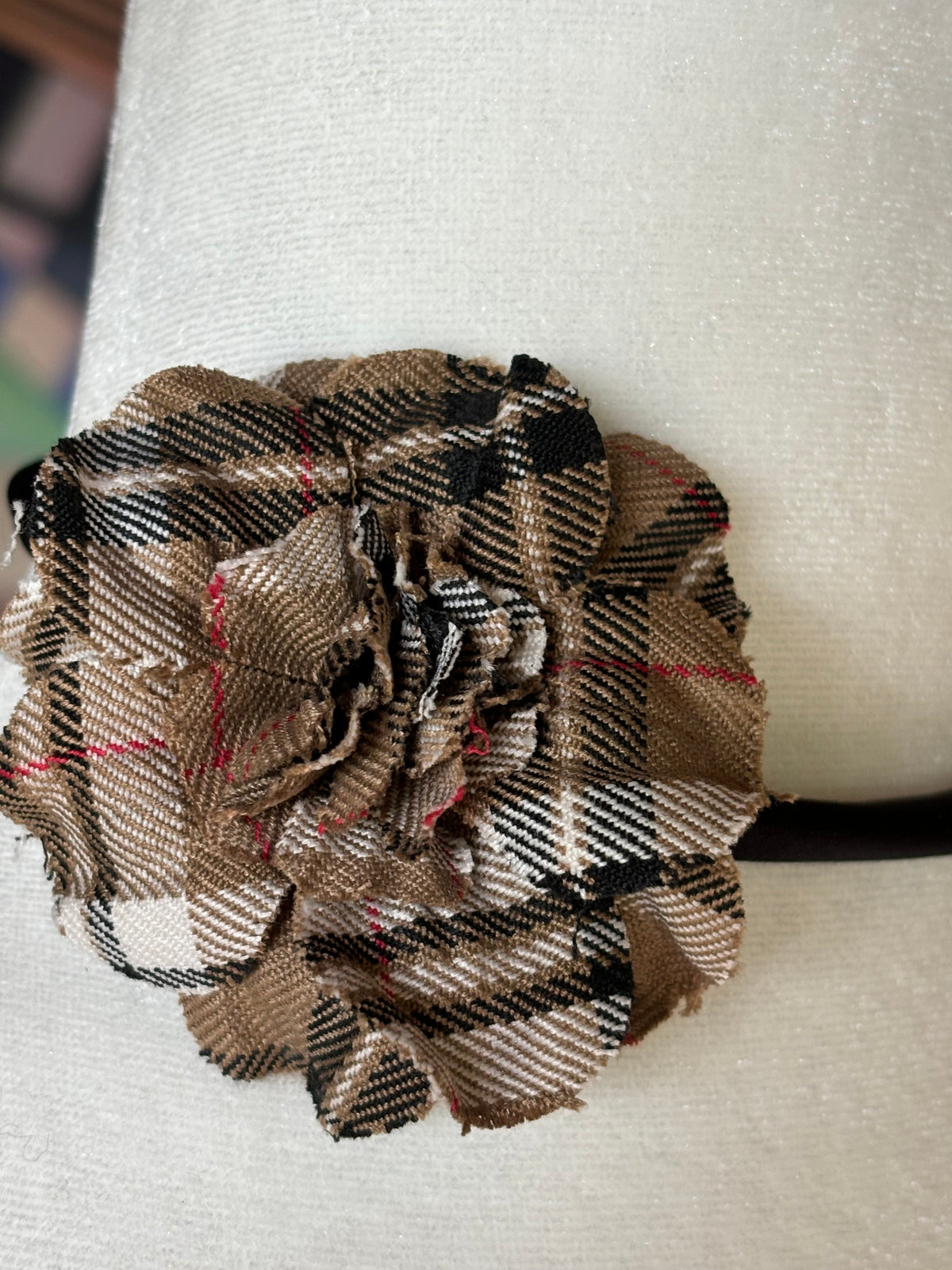 Classic Tan Plaid Flower Choker, 2.75"