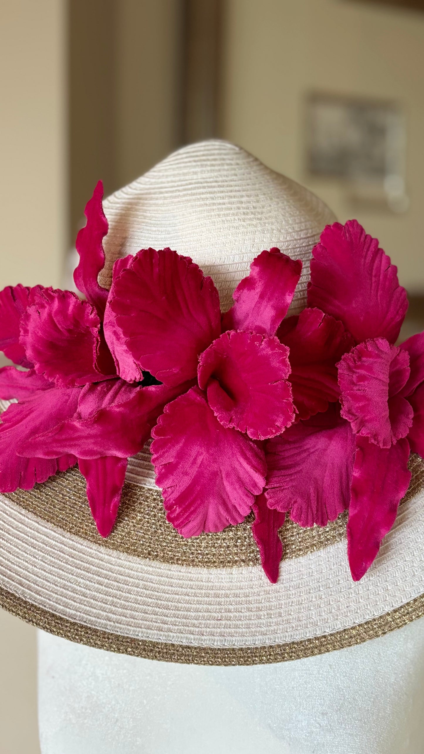 "Diva" 7" Pink Velveteen Orchid Bendable Petal and Leaves. Made in the USA