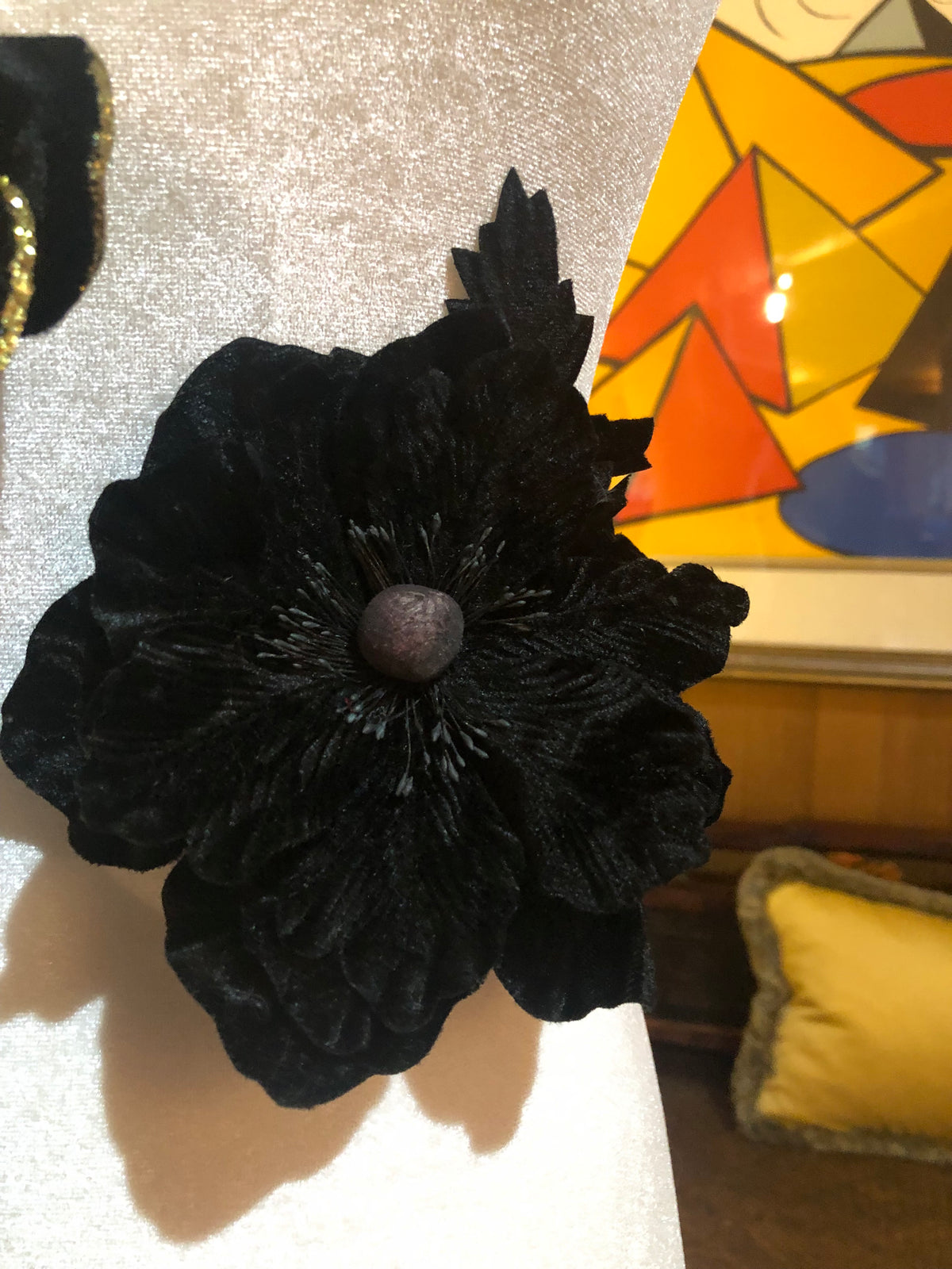 Hema Black Velvet Poppy Pin & Clip, 5"