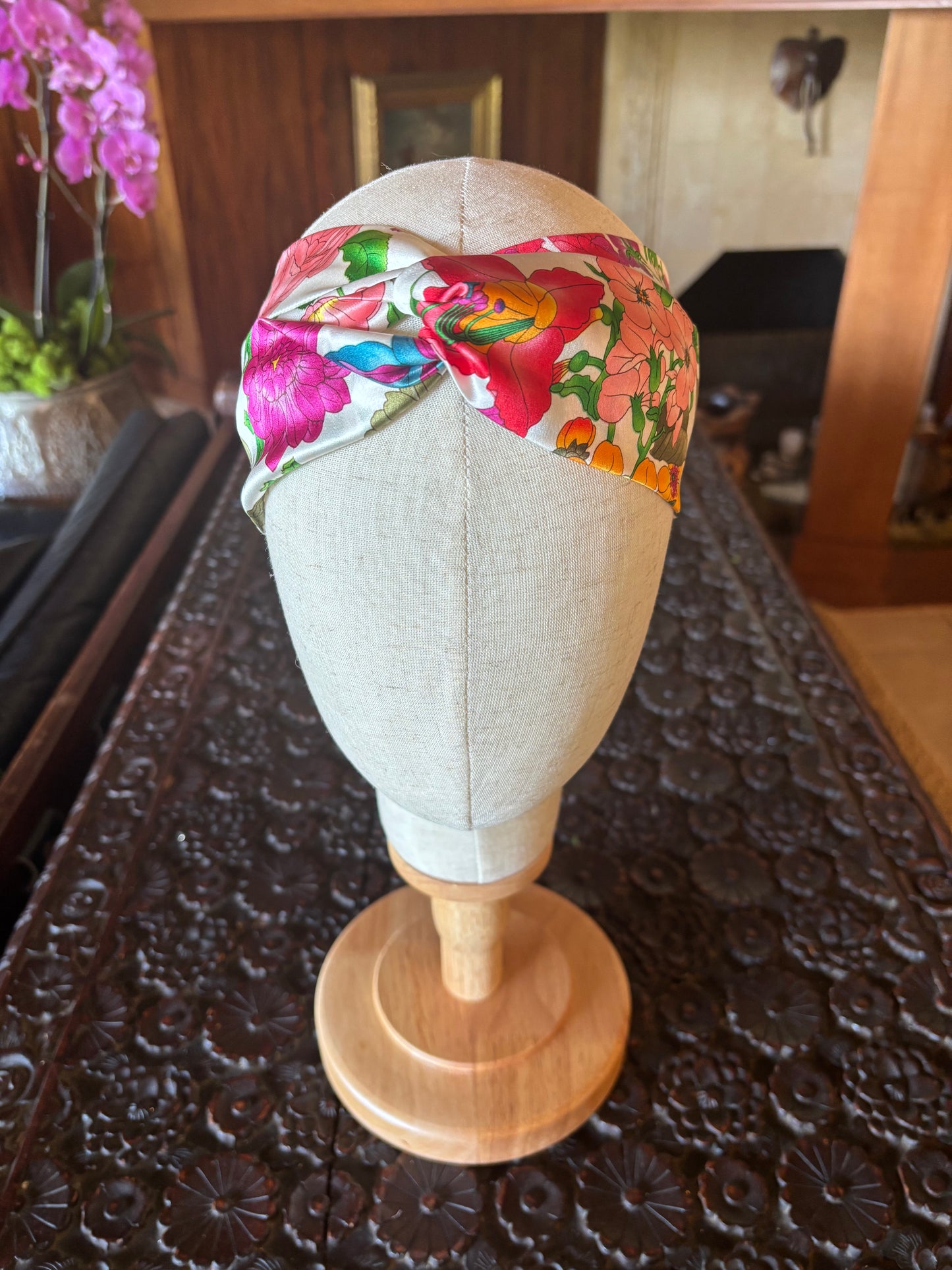 Karin’s Garden “Aimee” Silk Floral Interlocking Soft Headband. Made in the USA