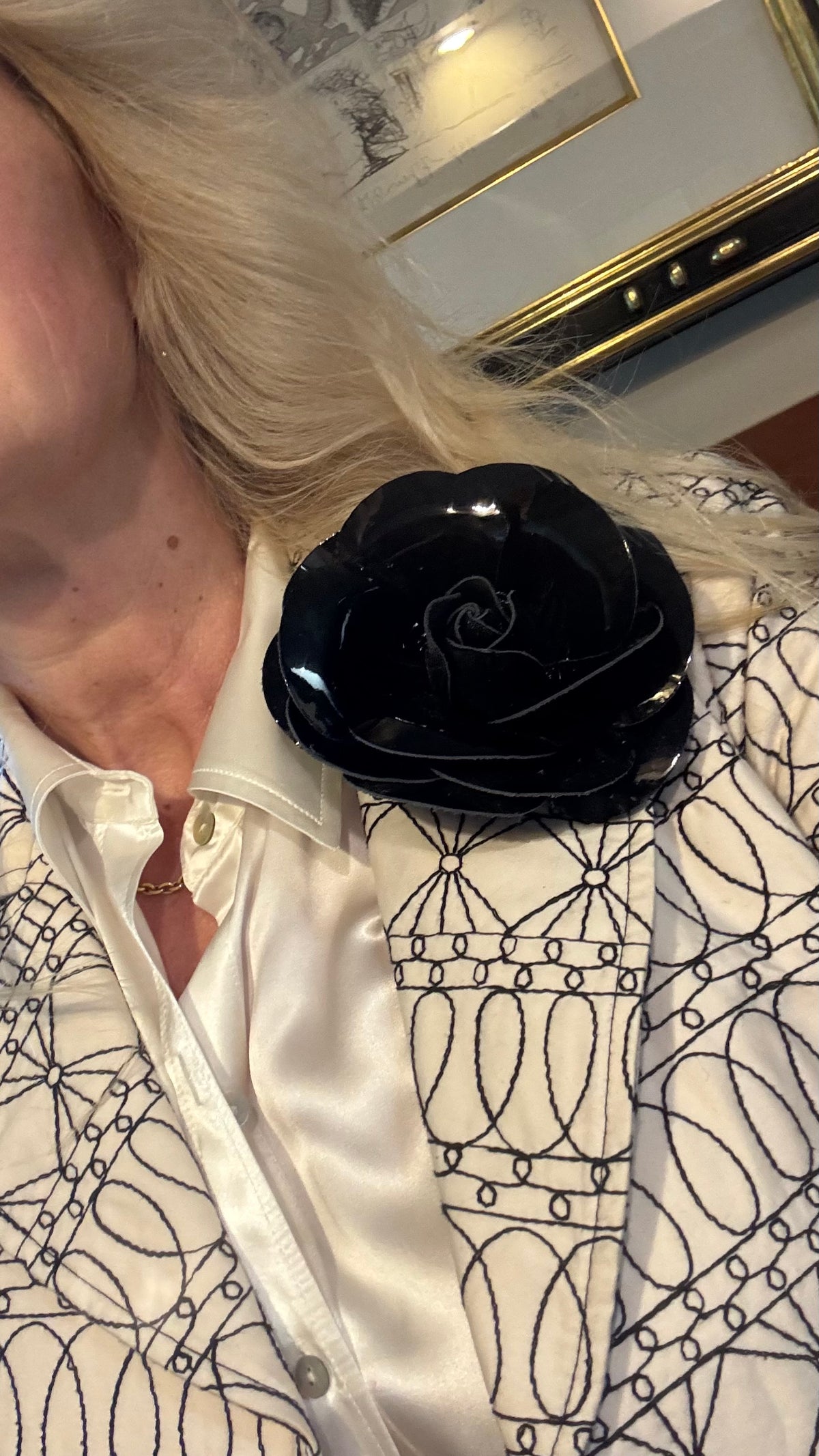 Kirsten Black Patent Italian Leather Rose Pin & Clip, 5" – Handmade