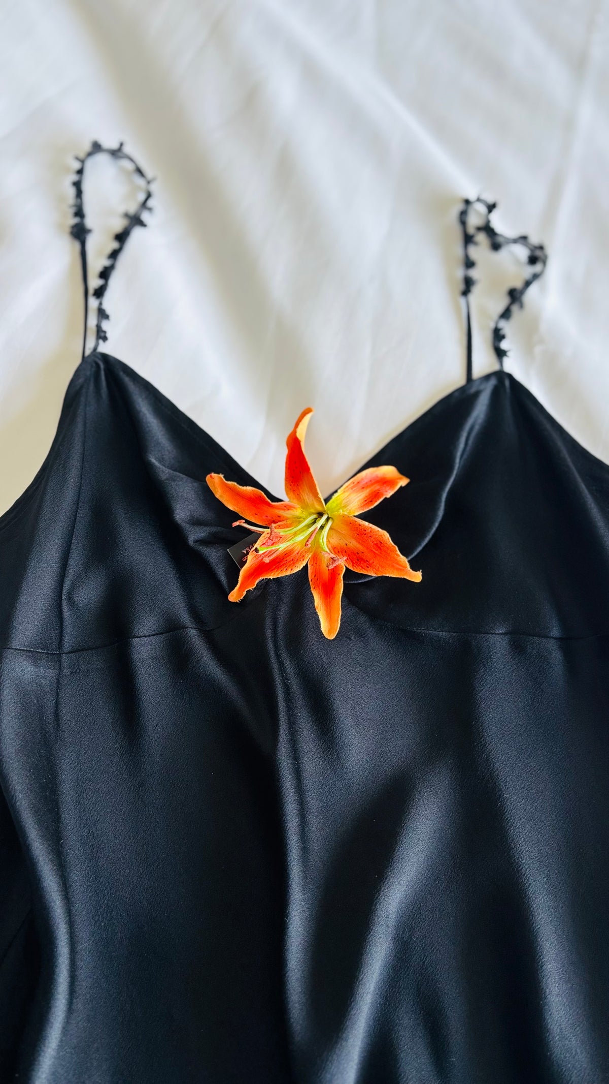 Martha Orange Tiger Lily Pinch Clip, 3"