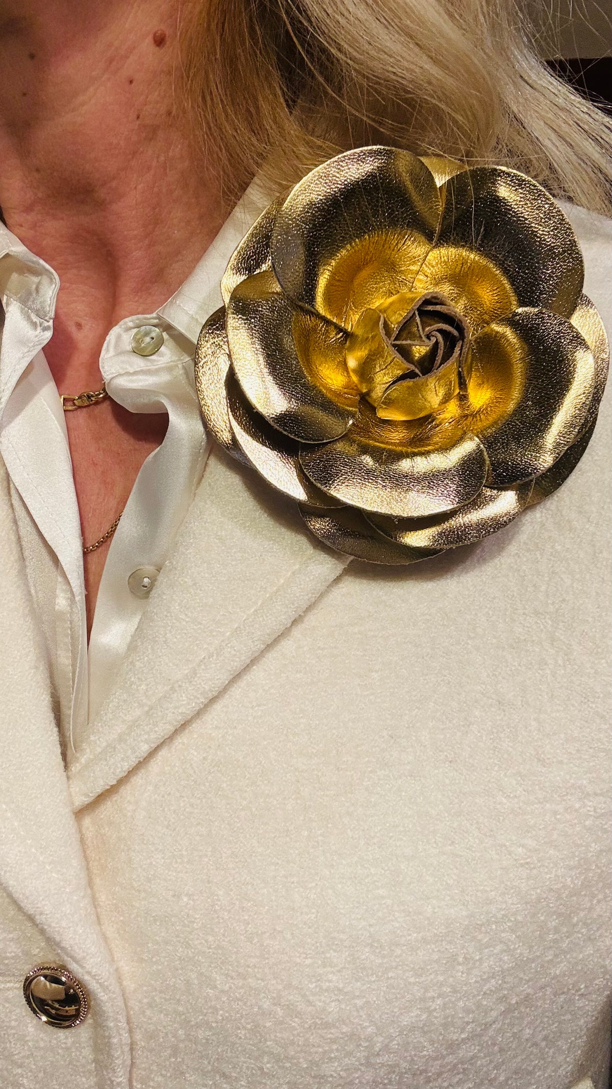 Bunny Gold Leather Rose Pin & Clip, 4" – Handmade