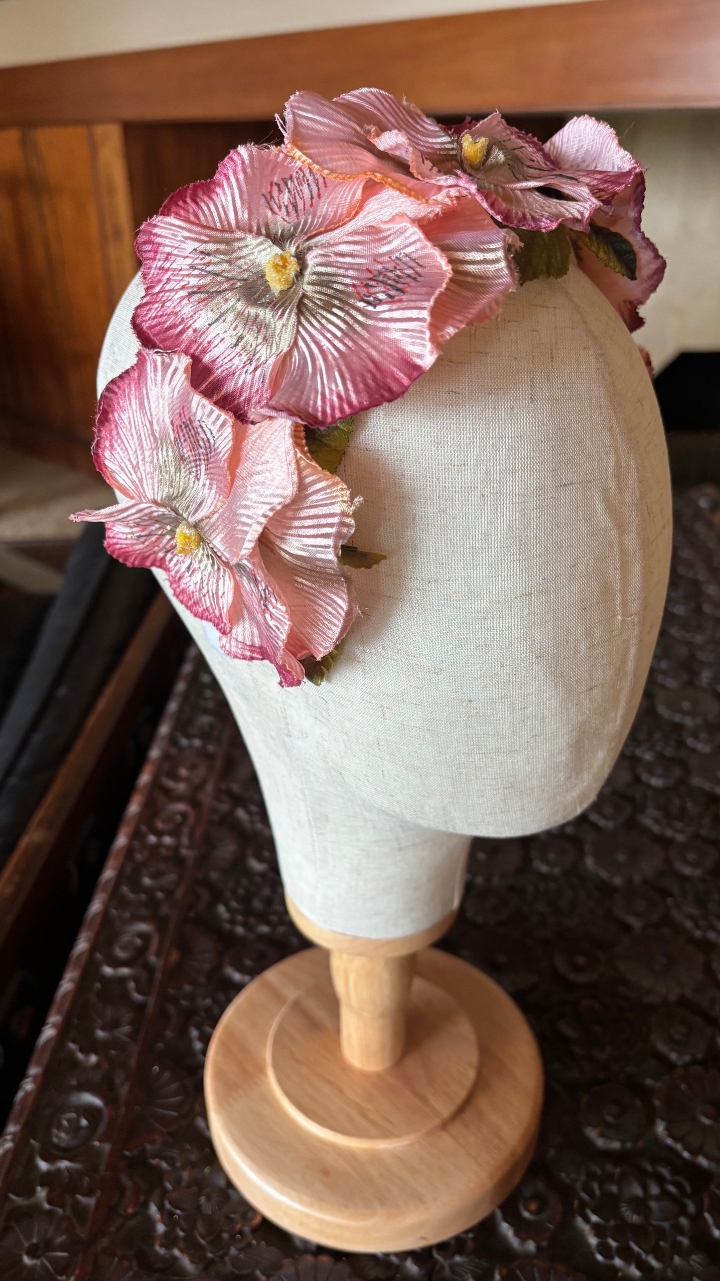 Dakota Vintage Pansy & Velvet Leaves Headband, 1" – Handmade