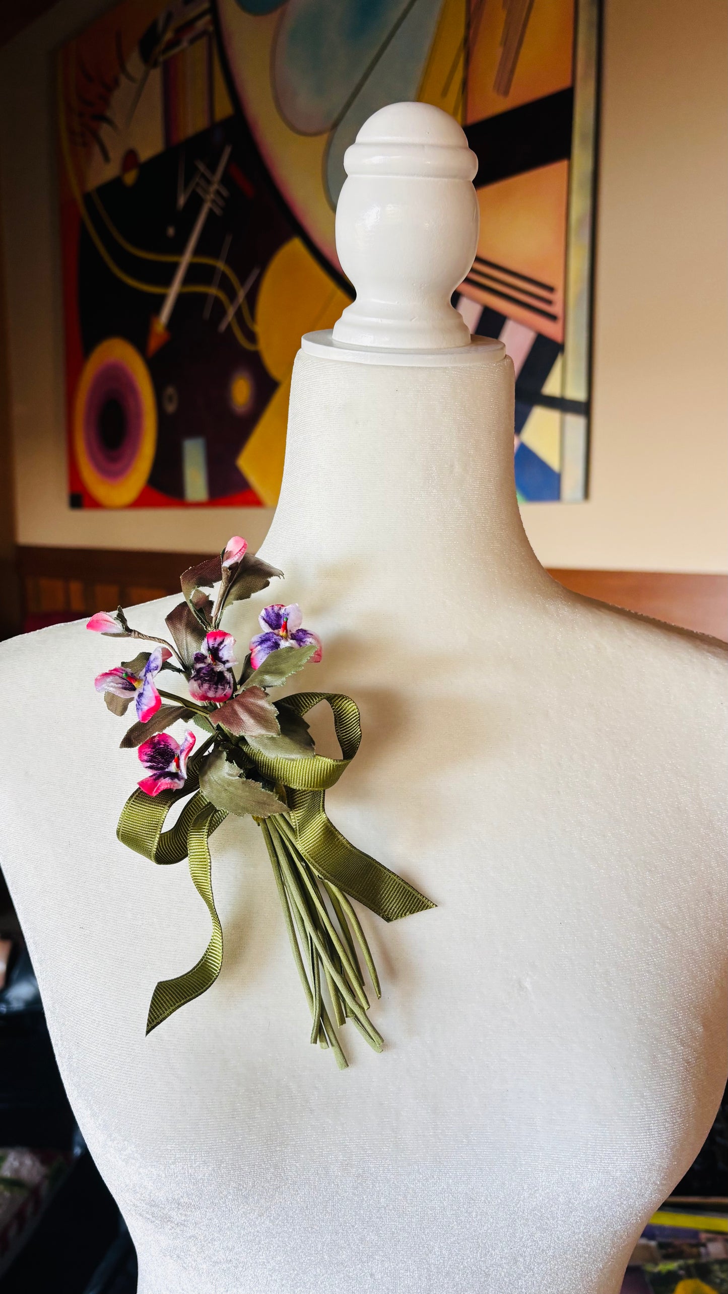 Violet Pink Velvet Pansy Pin with Bow