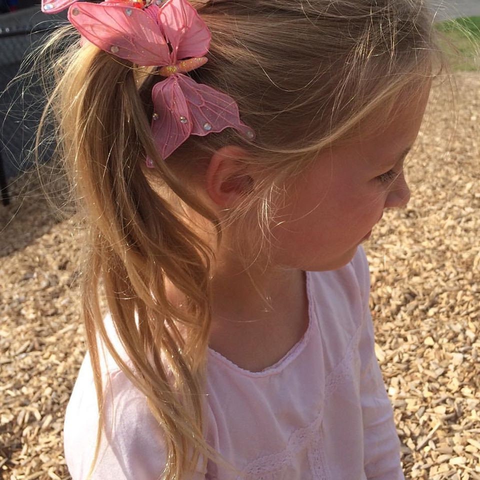 Vanessa Lavender Butterfly Clip, 3"