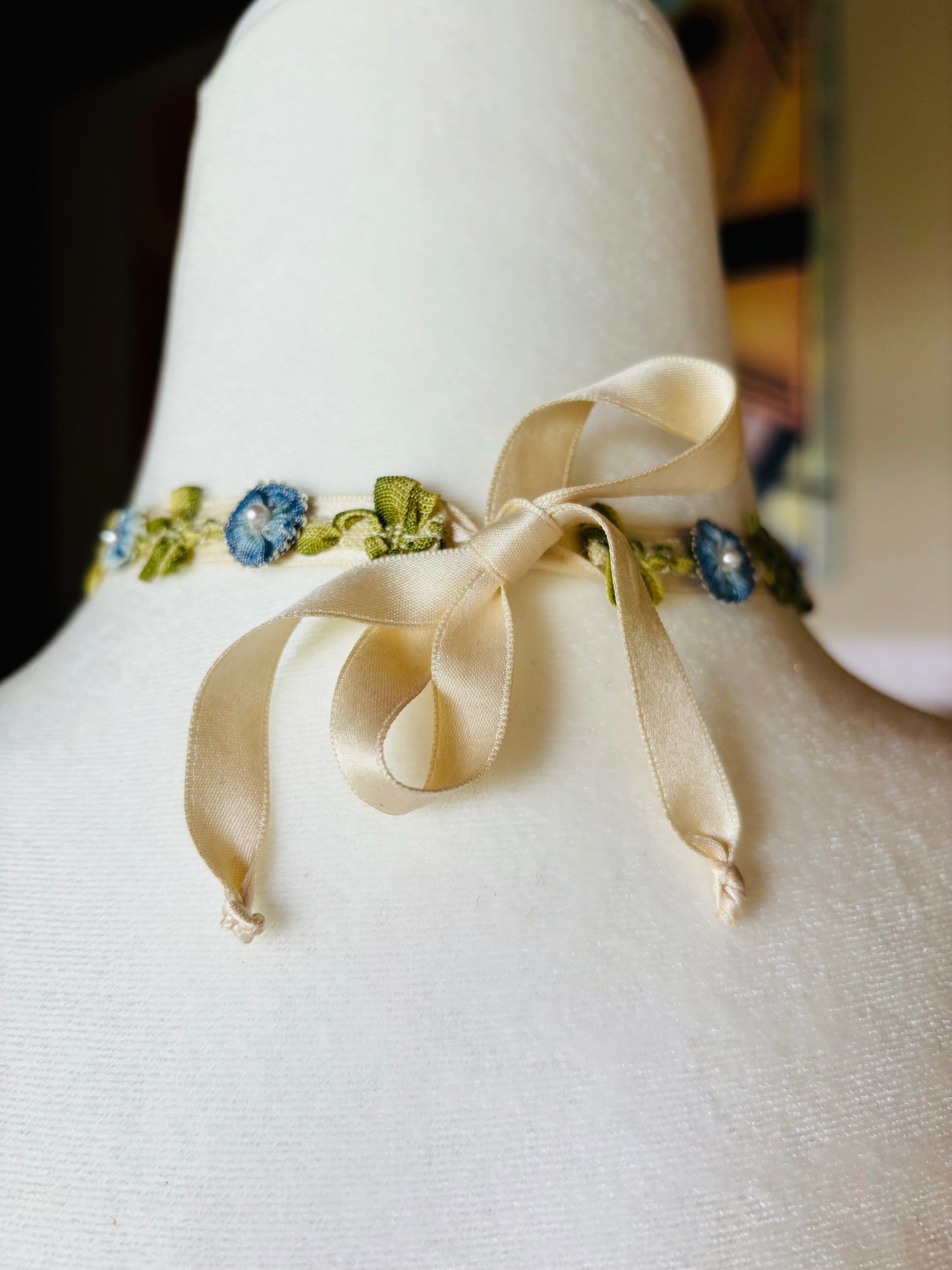 Karin’s Garden Annabelle Flower Vine Choker.  A romantic accessory for your neck.  Tie at the back.  Made in the USA