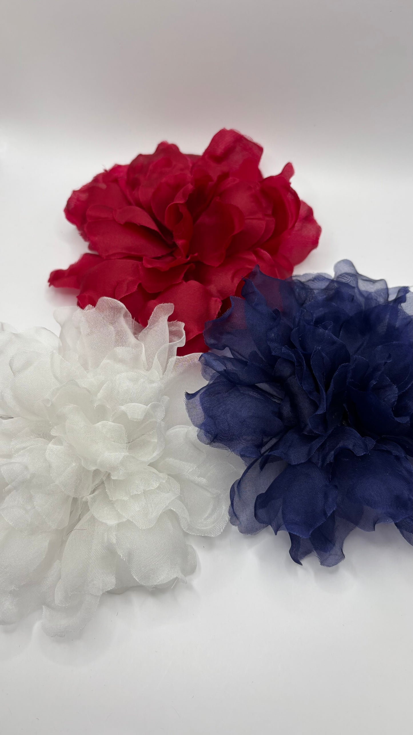Karin's Garden "Harper" 4" Silk Organza Navy Blue Gardenia Pin Brooch & Clip. Handmade in the USA.  Pin or Clip into hair, onto dress, lapel, handbag and more.