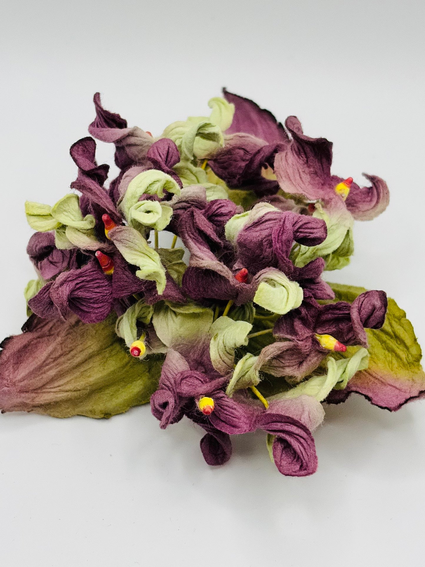 Ivy Hydrangea Flower Pin Brooch in Purple