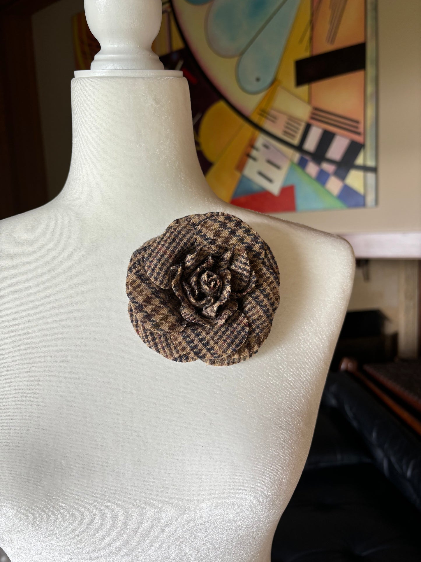 Karin's Garden 4" Laine Tweed Rose Pin Broche Rose Clip 100% Laine.