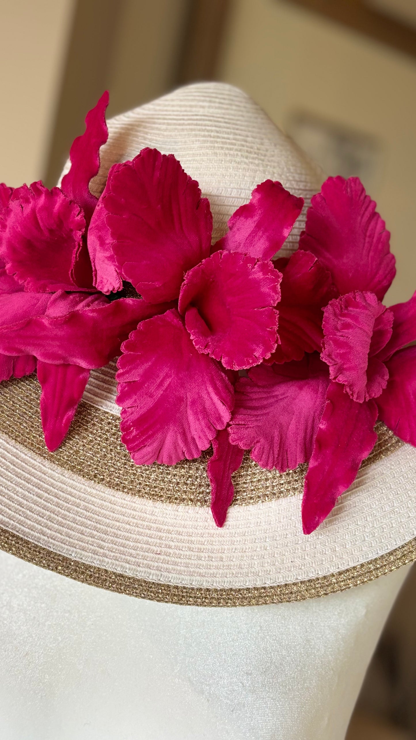"Diva" 7" Pink Velveteen Orchid Bendable Petal and Leaves.  Made in the USA