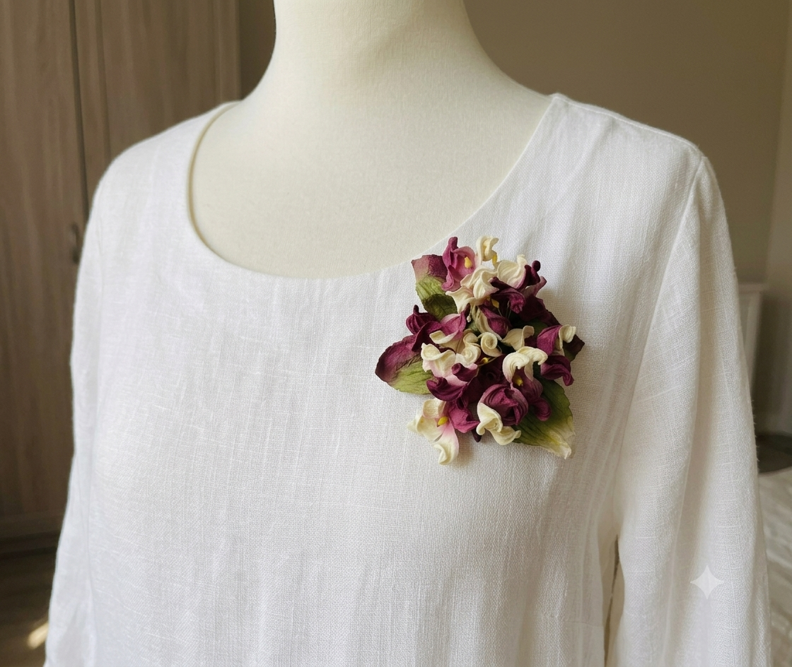 Ivy Hydrangea Flower Pin Brooch in Fuchsia