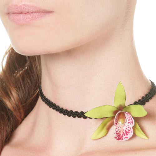 Karin's Garden "Paloma" 2" Orchid Choker in Lime Handmade in the USA