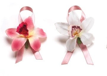 Karin's Garden 2 1/2インチ 蘭ピンブローチ 乳がん啓発 米国製ハンドメイド ピンクまたはホワイトの蘭とシルクリボン付き