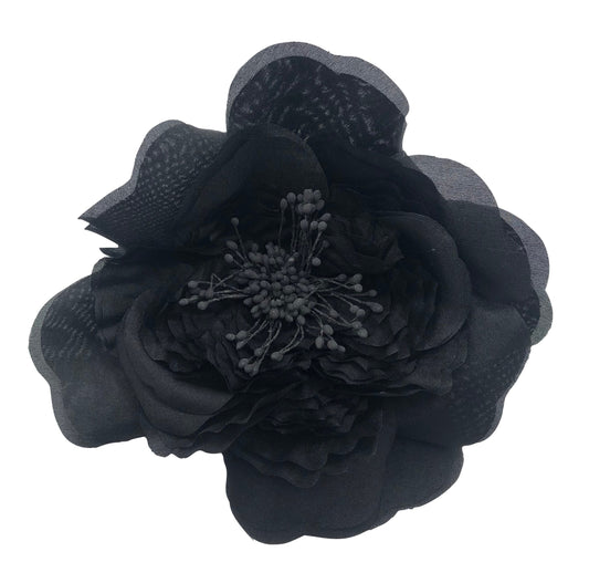 Karin's Garden Pince à broche en soie noire avec rose et chou 12,7 cm